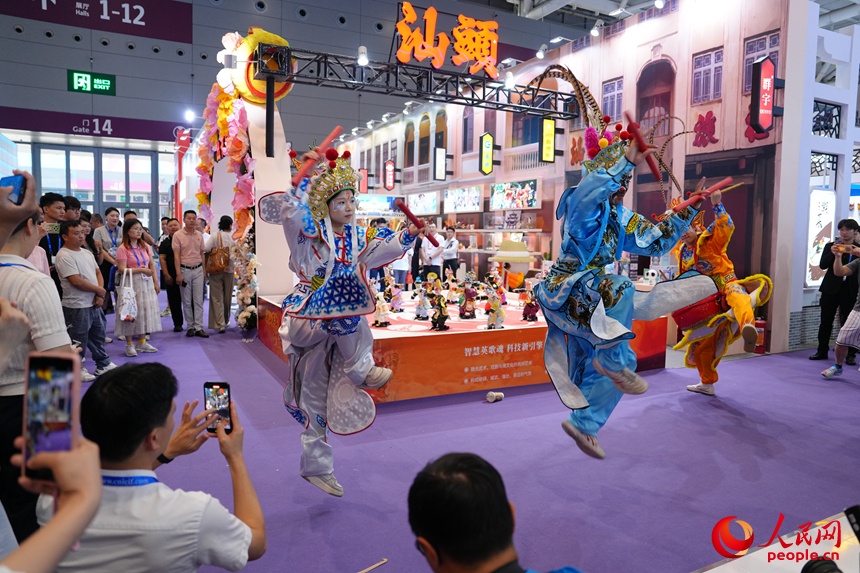 第21回中国国際文化産業博覧交易会が開催　中国テイストあふれる「お宝」が目玉に