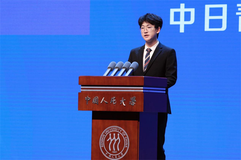 スピーチを行う中国の青年代表・張天爍さん（写真提供・主催者）。