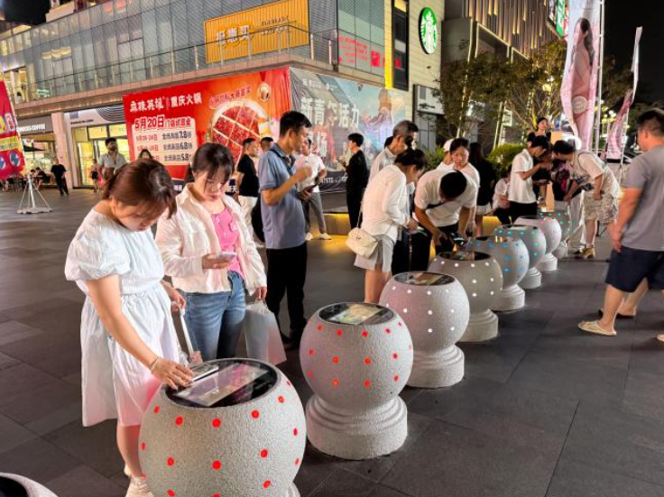 撮影・ 曾虹