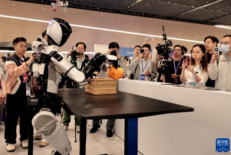 国際人型ロボットスキルコンテストが上海で開催