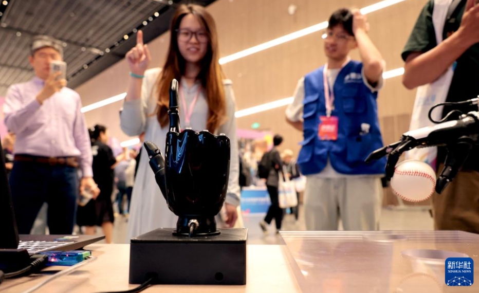 国際人型ロボットスキルコンテストが上海で開催