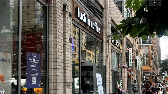 米国に進出し、ニューヨークに2店舗をオープンした「瑞幸珈琲」。