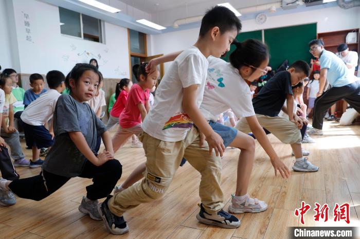 2025年小学生愛心夏期学童クラスが開講　上海