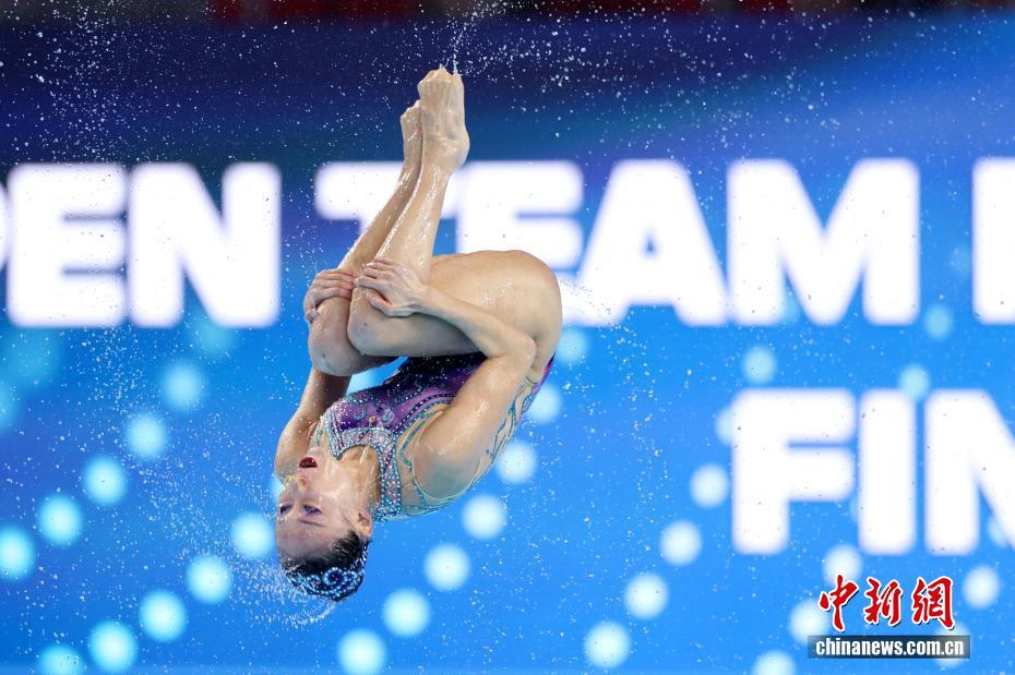 アーティスティックSチームFRで中国が金　水泳世界選手権