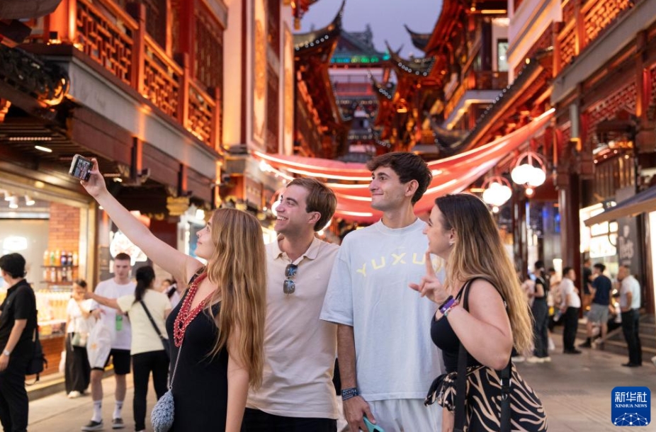 夏も続く「China Travel」ブーム　上海の外国人入国者数が夏場のピークに