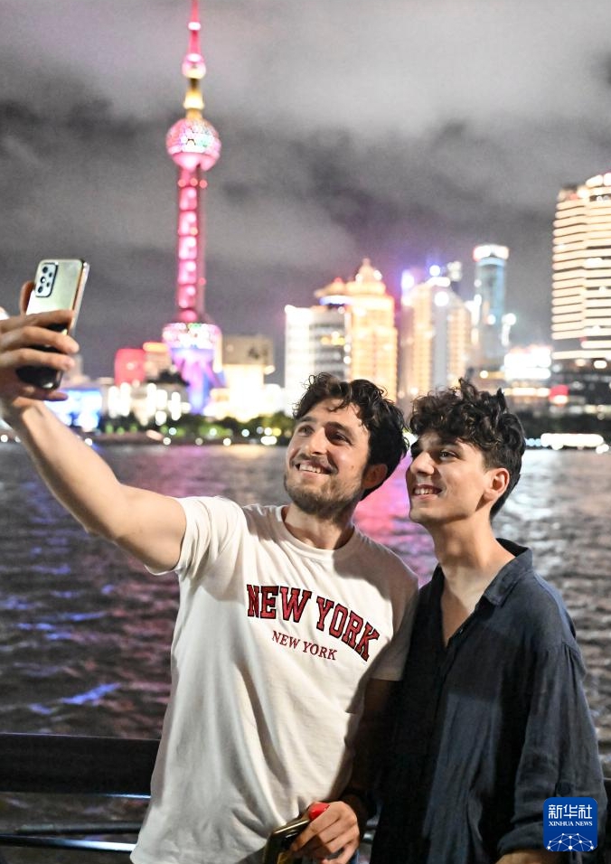 夏も続く「China Travel」ブーム　上海の外国人入国者数が夏場のピークに