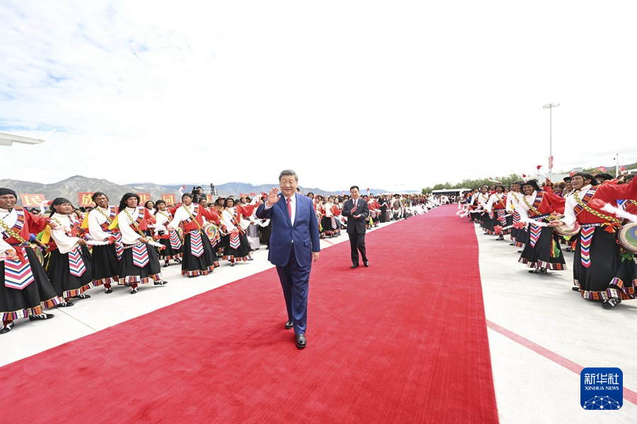 習近平総書記、チベット視察を終え北京に帰還