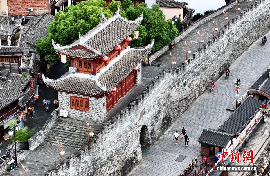 古趣あふれる客家の街並み　福建省長汀