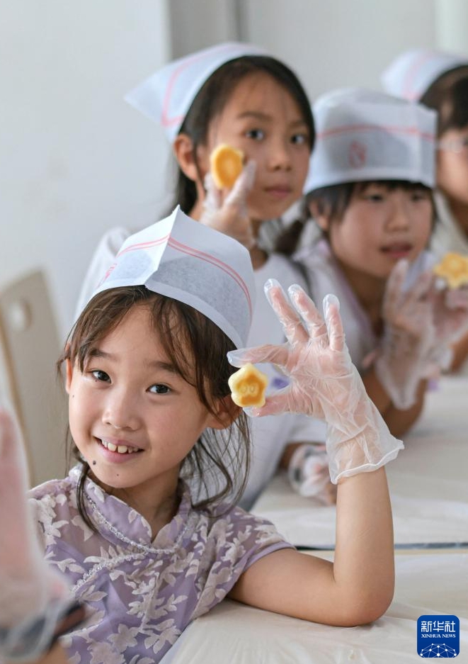 多彩な民俗行事で七夕節をお祝い