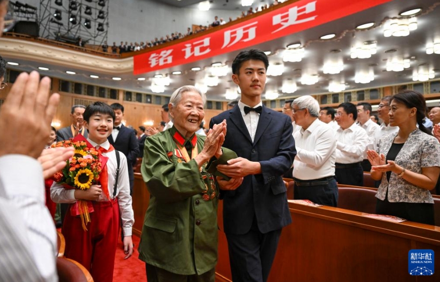 北京で中国人民抗日戦争ならびに世界反ファシズム戦争勝利80周年記念芸術公演