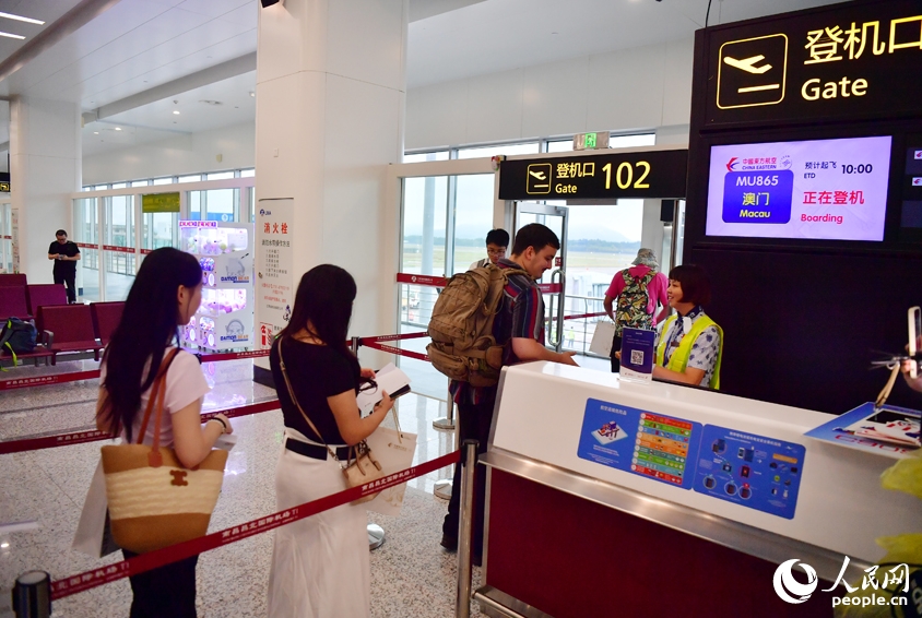 江西省南昌市と澳門特区を結ぶ、国産C909型機による初のエリア路線が開通