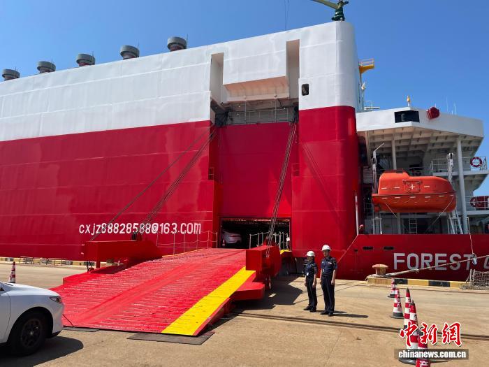 温州港で初となる中東に向けた国際航路が開通　浙江省