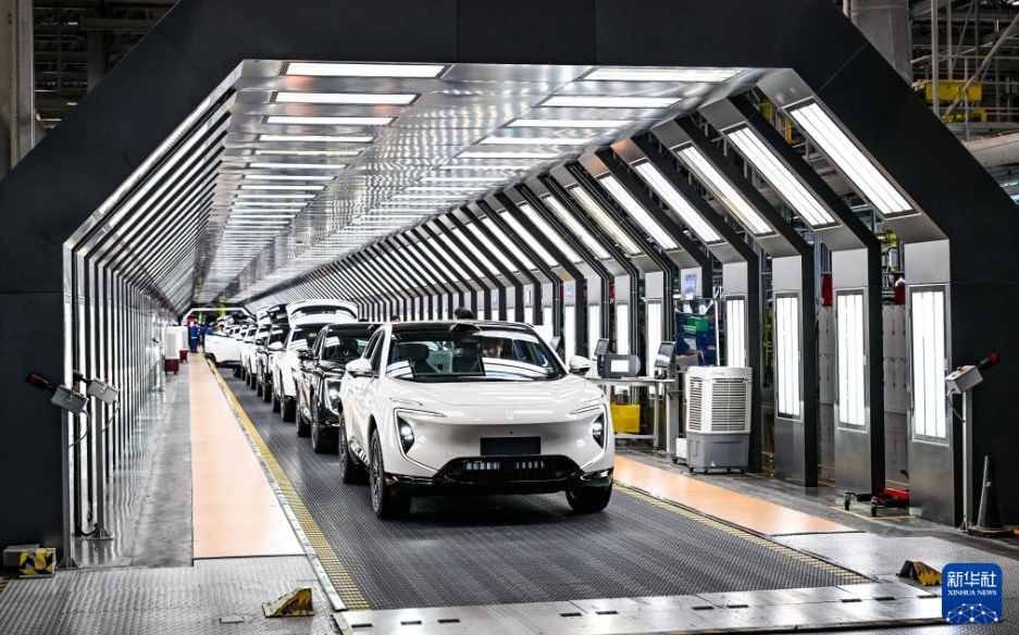 自動車産業の質の高い発展を加速させる重慶市