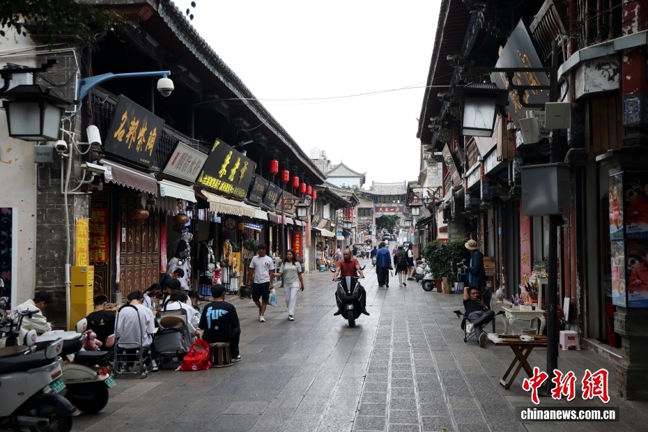 今も生き続ける千年の古都・雲南省建水