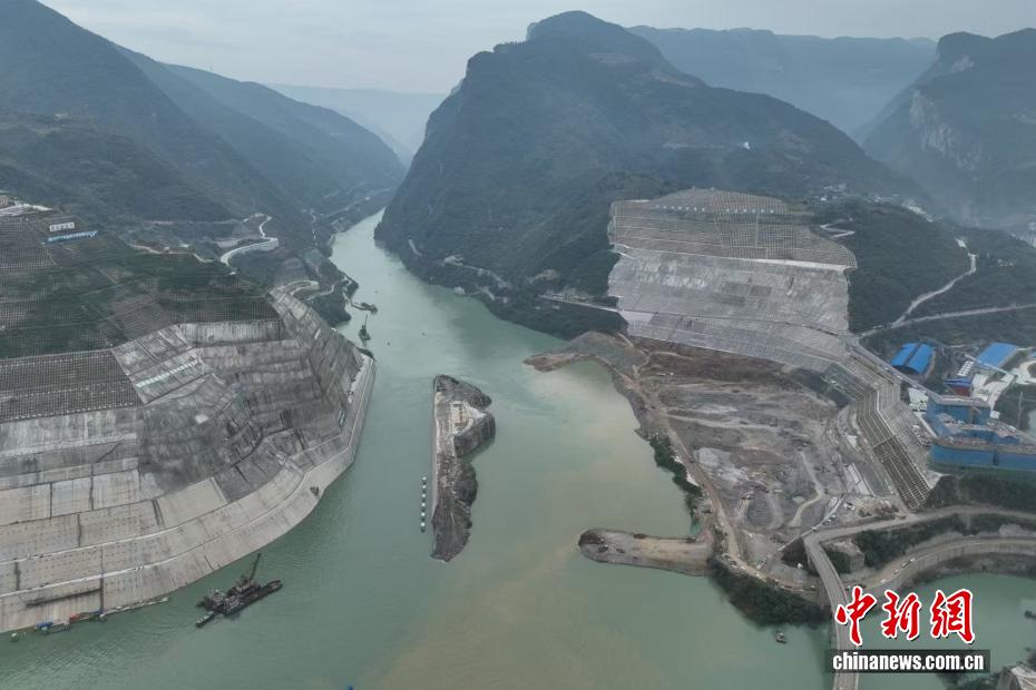 烏江白馬航電ターミナルの誘導水路の試運転が成功　重慶市