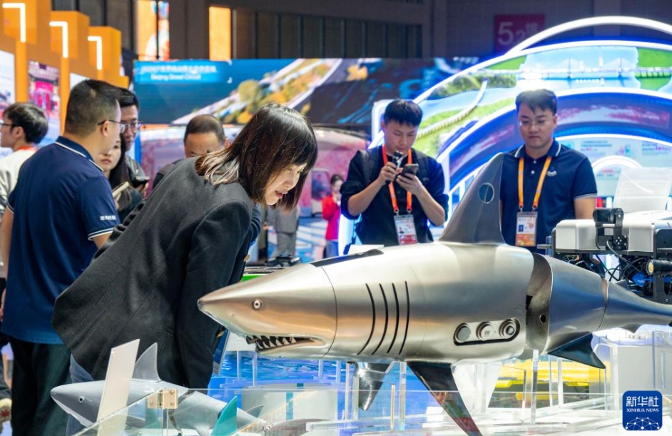 科学技術成果の展示が注目集める中国館　第8回中国国際輸入博覧会