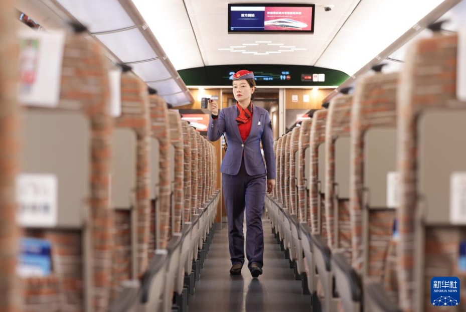 西安－延安高速鉄道の試験運行始まる