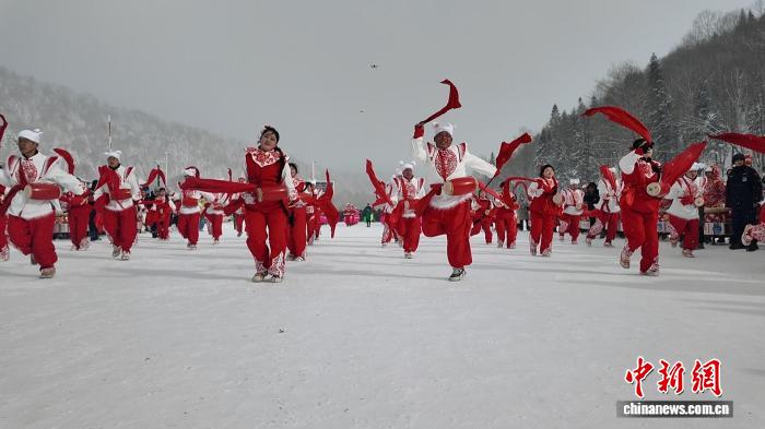 中国雪郷景勝地のオープニングセレモニー。画像提供・雪郷景勝地