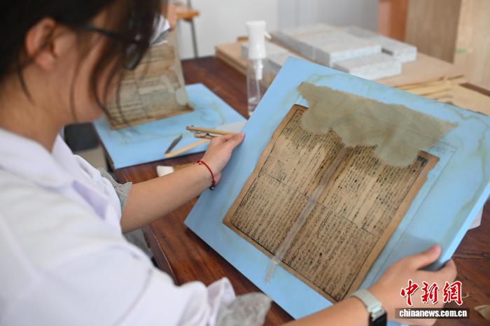 「文化財のお医者さん」を育成　甘粛省