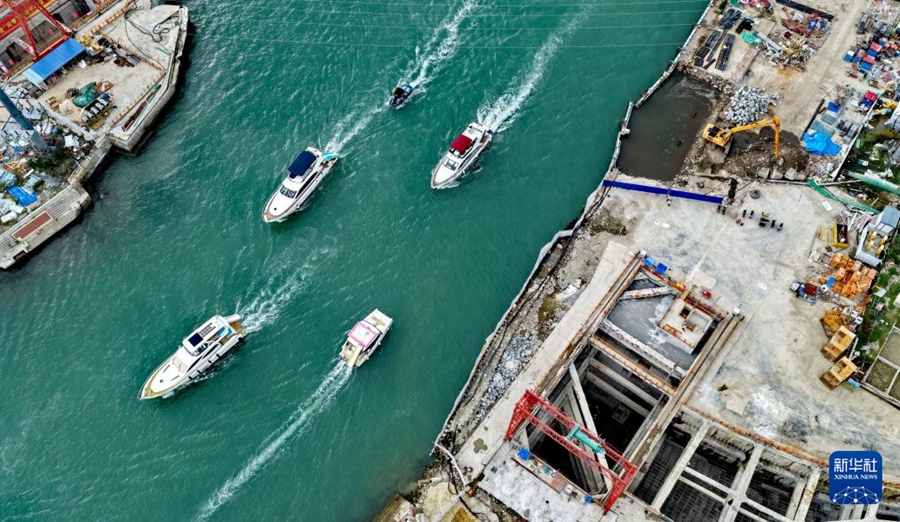 三亜市初の海底トンネルの海底部での初貫通が無事完了　海南省
