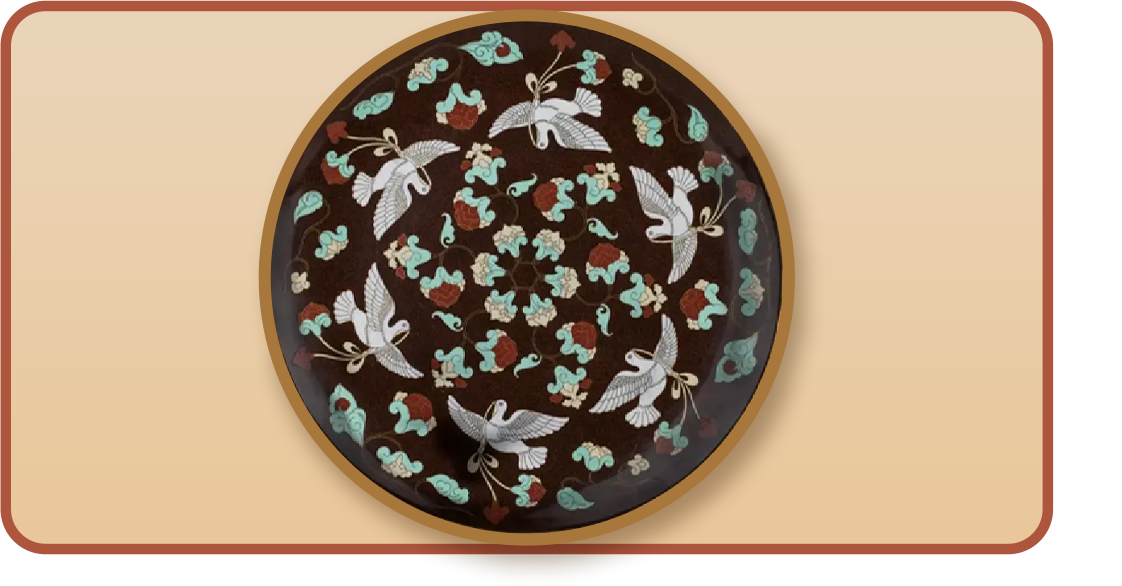 景泰藍による作品「和平鴿大盤」