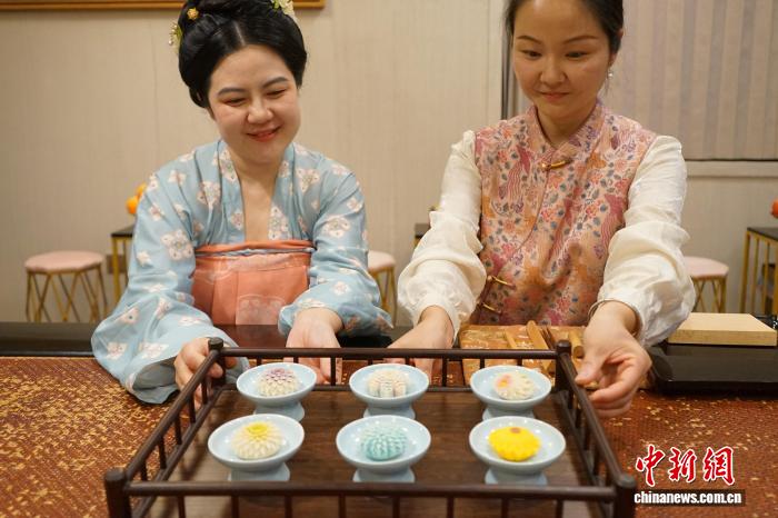 巧みなデザインの唐代の菓子　陝西省西安