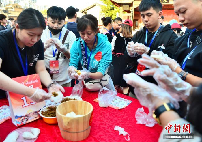 「中国小吃の里」で小吃の技を千人が体験するイベント　福建省沙県