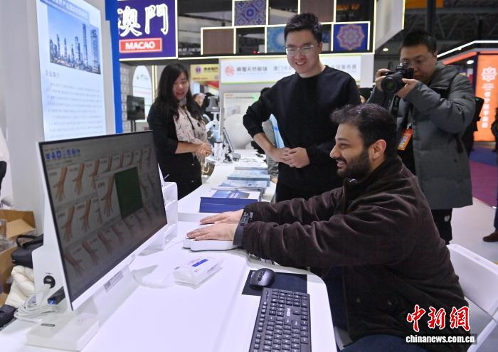 市民がAI中医学とスマートライフを体験　吉林省長春