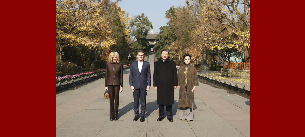 習近平国家主席がマクロン仏大統領と成都で友好交流