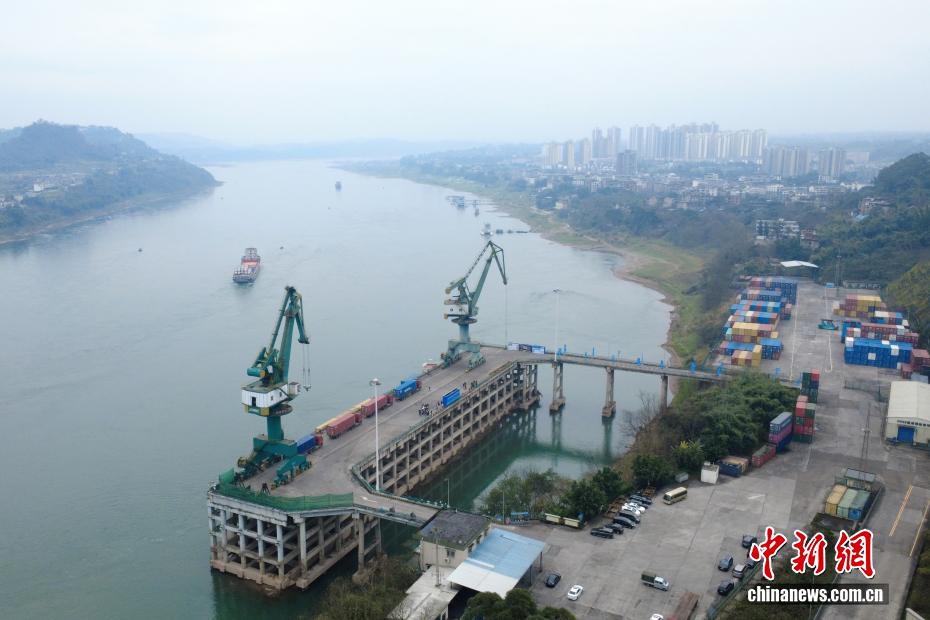 全国初の河川・海上一貫輸送輸入再生アルミ原料検査監督管理モデル最適化試行が重慶で開始