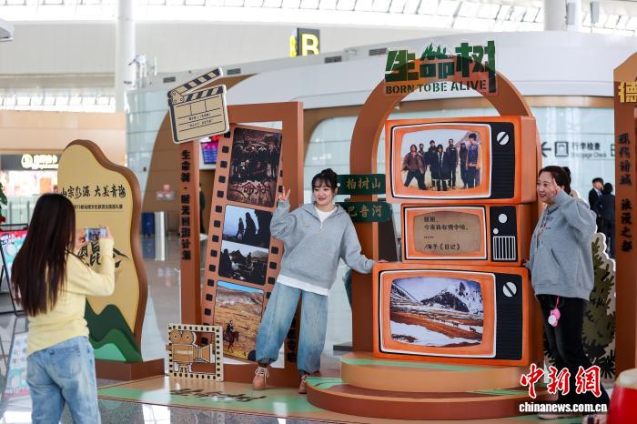 青蔵高原最大のハブ空港の第3ターミナルビルが初の春運を迎える　青海省