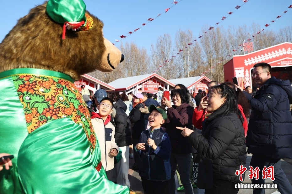 ロシアの冬を送る祭り「マースレニツァ」文化交流イベント開催　北京