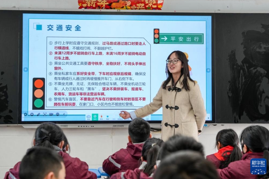 蘭州の小中高・幼稚園で新学期スタート　甘粛省