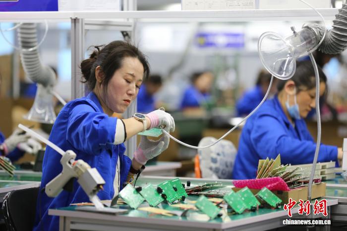 生産ラインが本格的に稼働、受注に全力で対応　山東省日照