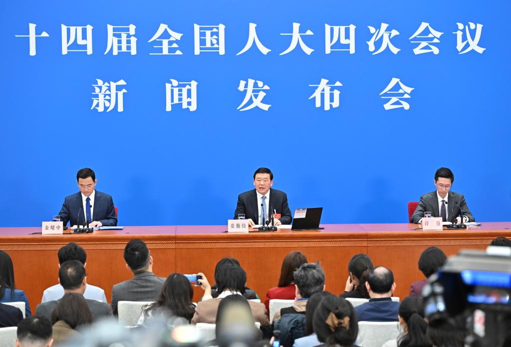 ＜全人代記者会見＞中日関係について「中国人民はいかなる外部勢力による内政干渉も許さない」