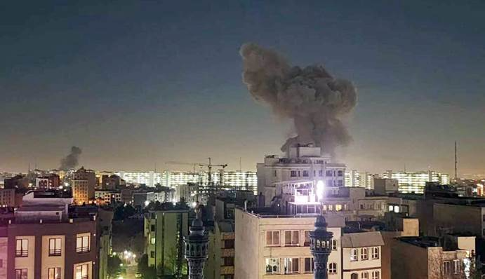 現地時間3月3日未明、イランの首都テヘランで再び起きた爆発（写真提供・イラン華人華僑聯合会）。