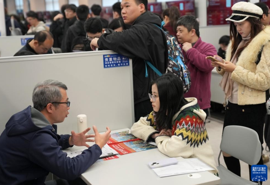 春季人材招聘会を実施　浙江省杭州