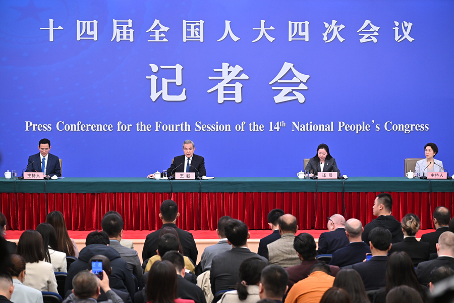 【王毅外交部部長記者会見】2026年は中米関係の重要な節目の年になる