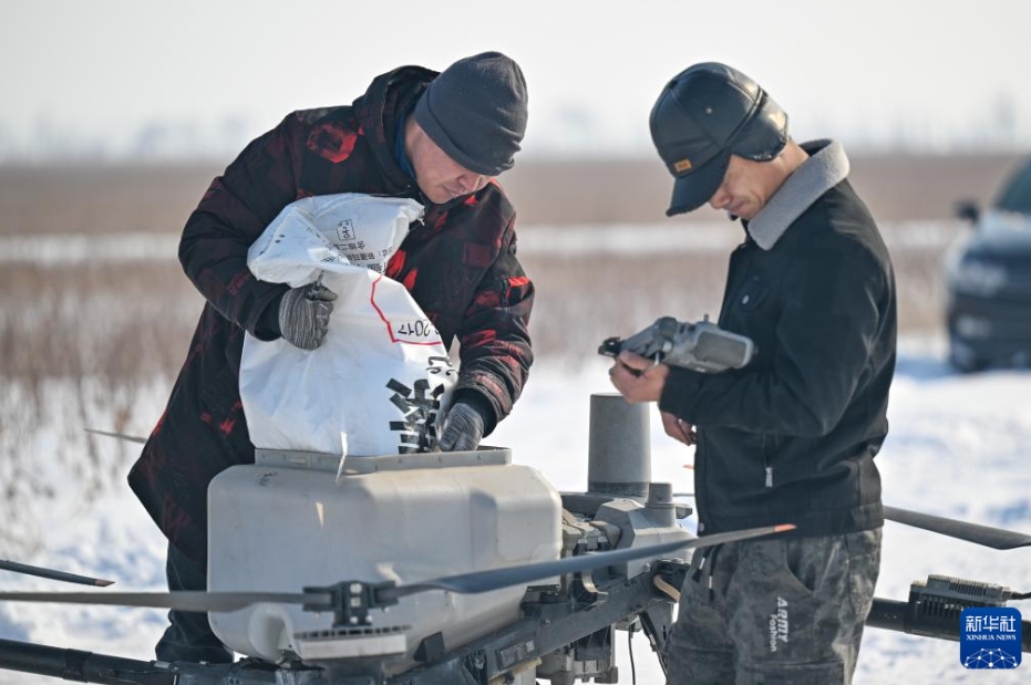 テクノロジーが農作業を支援、農業資材供給で春播きをサポート　新疆