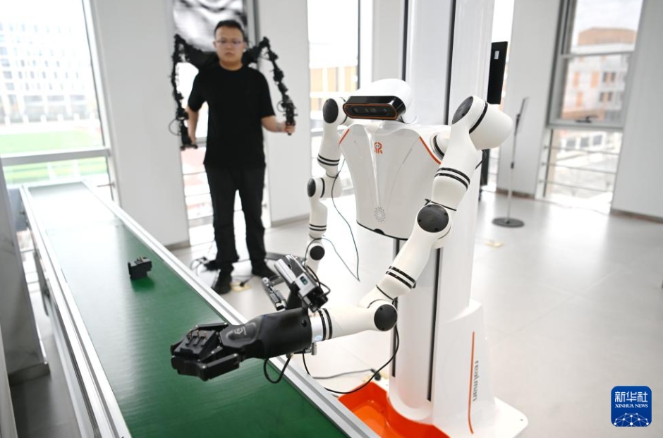 雄安新区の「ロボット学校」を訪ねて　河北省