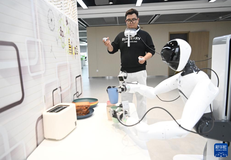 雄安新区の「ロボット学校」を訪ねて　河北省