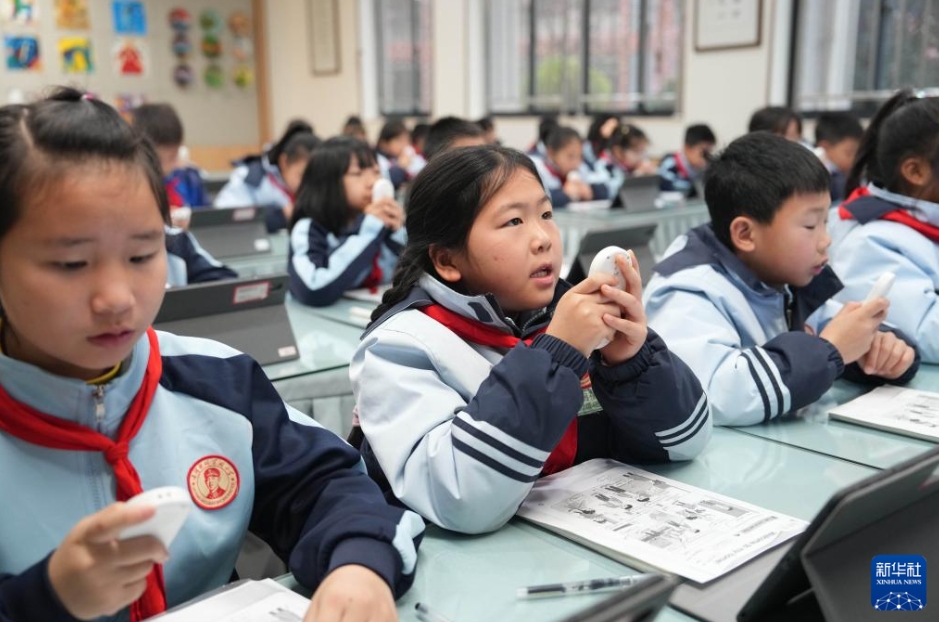 スマート教室で迎える新学期　湖南省