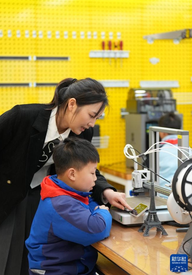 スマート教室で迎える新学期　湖南省