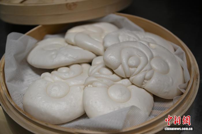 遼寧省博物館レストランの文化財メニューが来館者に人気