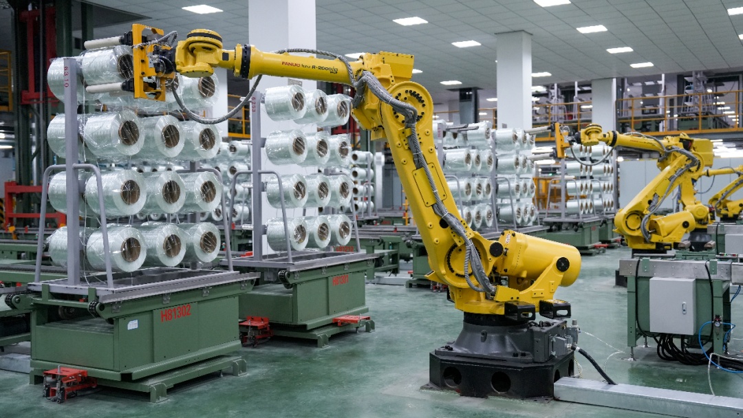 世界最大規模の電子ガラス繊維単一生産ラインが稼働　年産3億9000万メートル