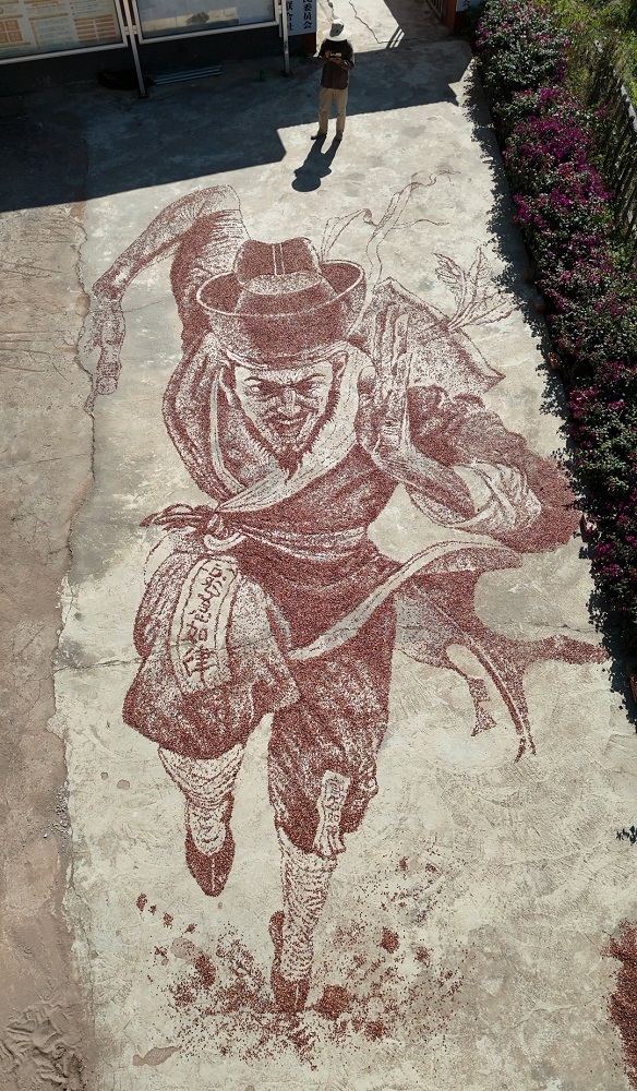 寧さんが描いた中国古典文学「水滸伝」に登場する戴宗（動画のスクリーンショット）。