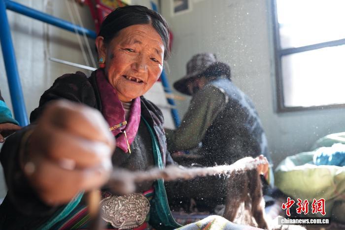 協同組合が女性の増収と農村振興を後押し　西蔵 ・崗巴