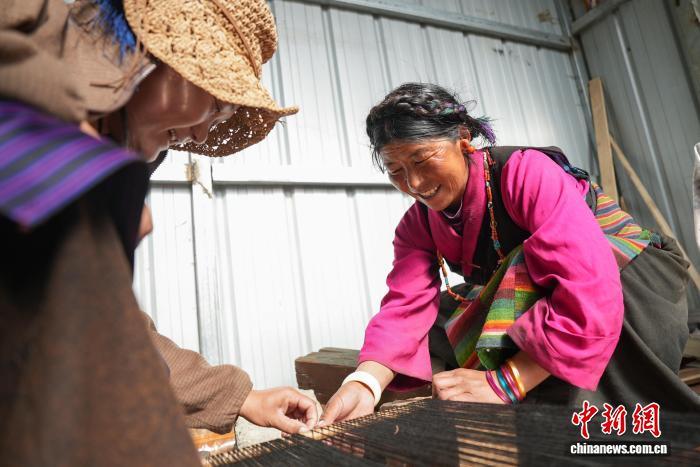 協同組合が女性の増収と農村振興を後押し　西蔵 ・崗巴