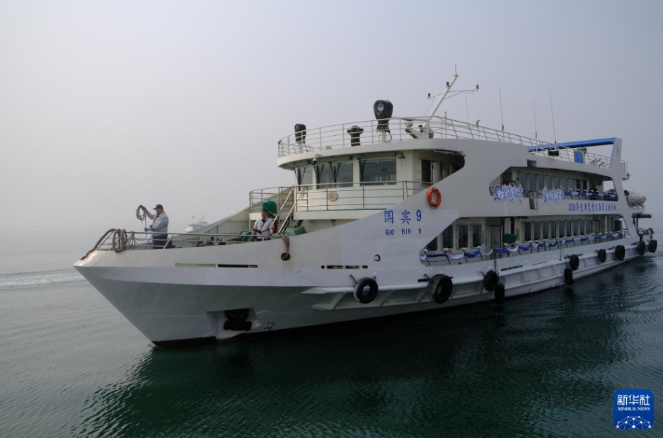 天津の渤海湾で2026年北京・天津・河北遺灰海洋葬の出航式