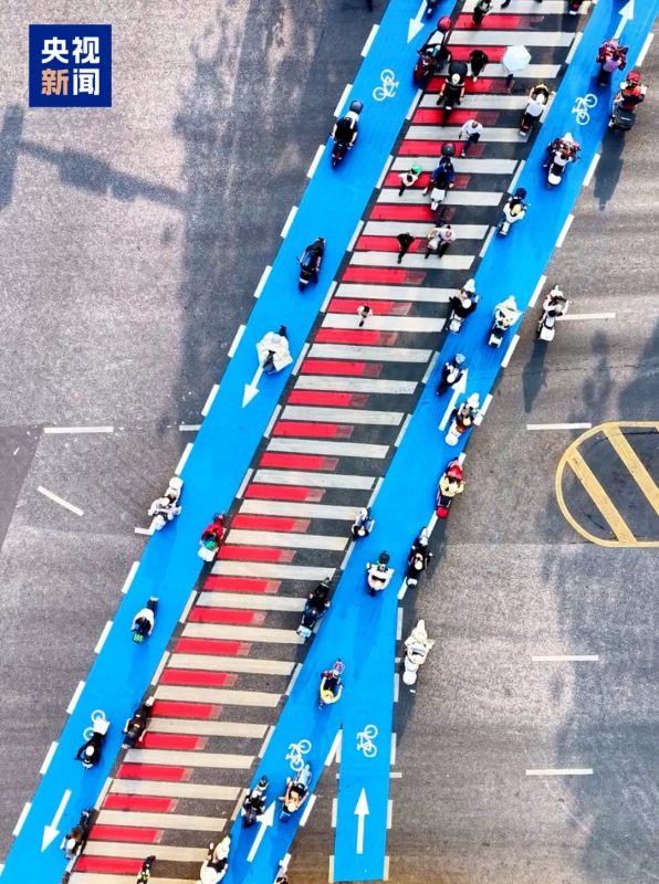 広東省清遠市の「ブルーレーン横断」に全国展開を求める称賛の声